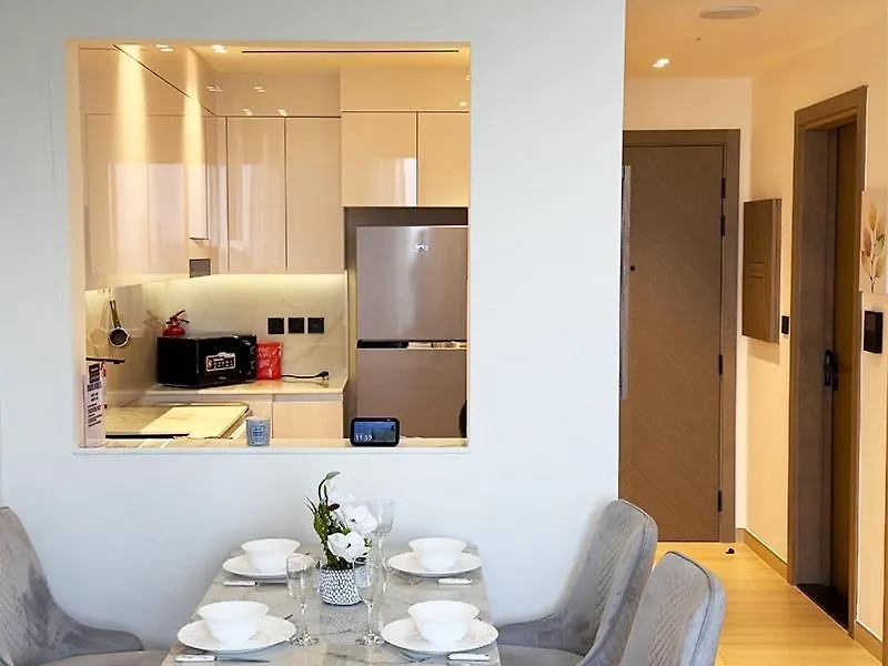 Luxurious New 1 Bedroom In A New Building With Great Views دبي
