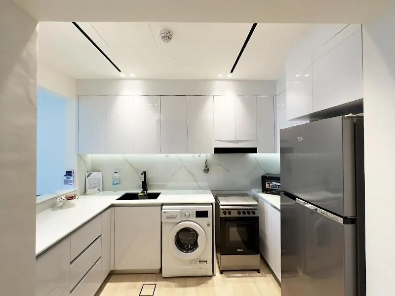 Luxurious New 1 Bedroom In A New Building With Great Views Dubai Apartment