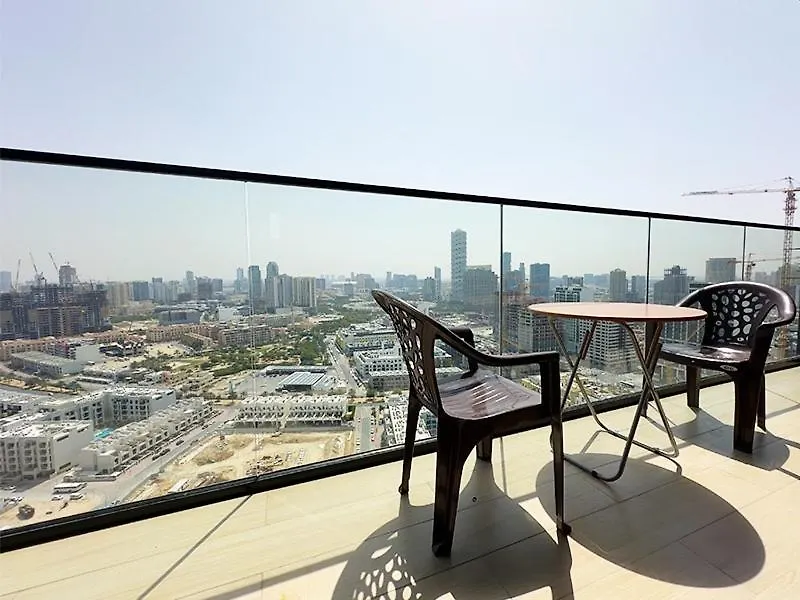 Apartment Luxurious New 1 Bedroom In A New Building With Great Views Dubai